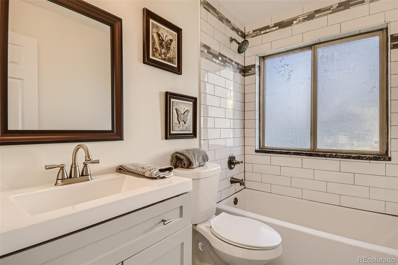 MLS Image #15 for 1255 s monaco parkway,denver, Colorado