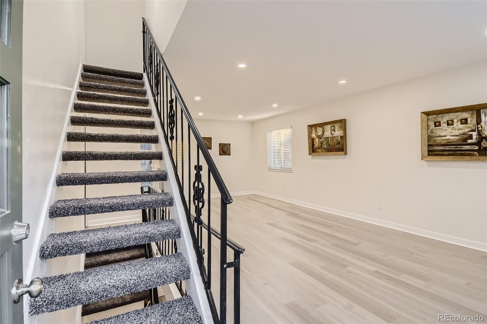 MLS Image #5 for 1255 s monaco parkway,denver, Colorado