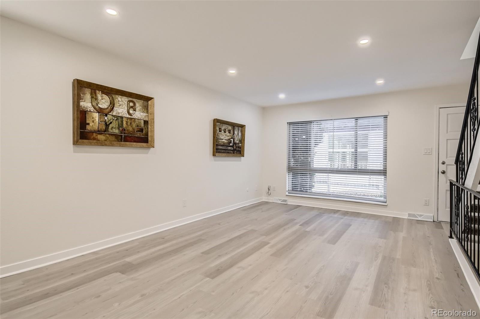 MLS Image #6 for 1255 s monaco parkway,denver, Colorado