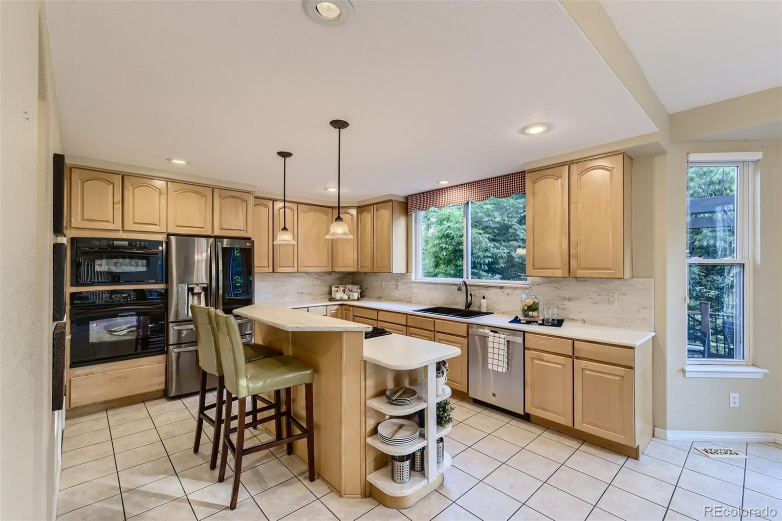 MLS Image #10 for 6317 s jamaica court,englewood, Colorado