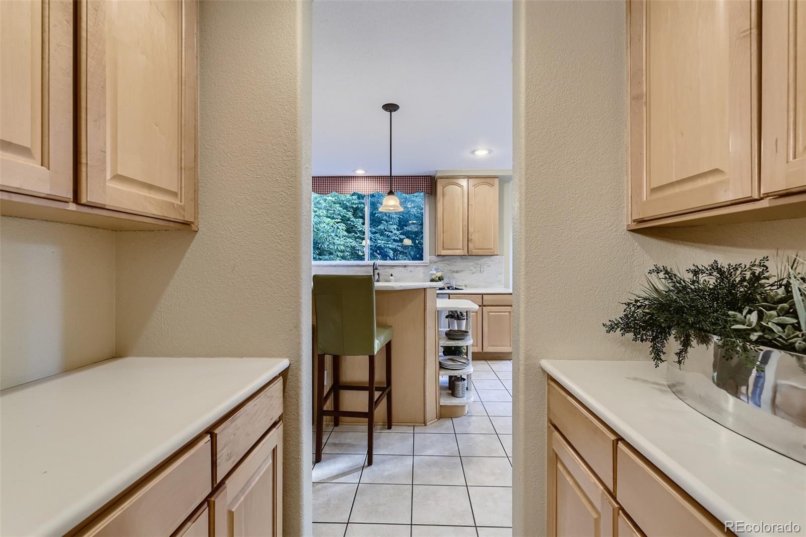 MLS Image #13 for 6317 s jamaica court,englewood, Colorado