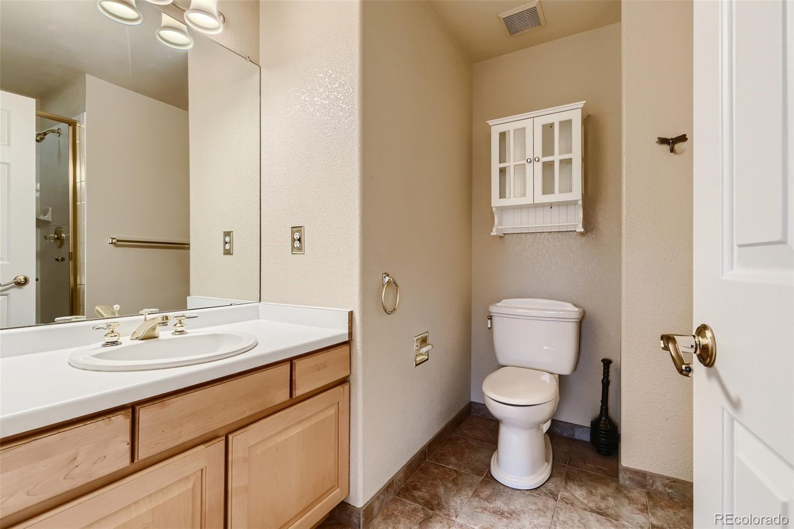 MLS Image #27 for 6317 s jamaica court,englewood, Colorado