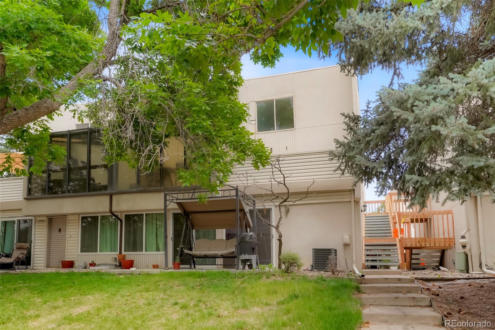 MLS Image #2 for 2304 s troy street,aurora, Colorado