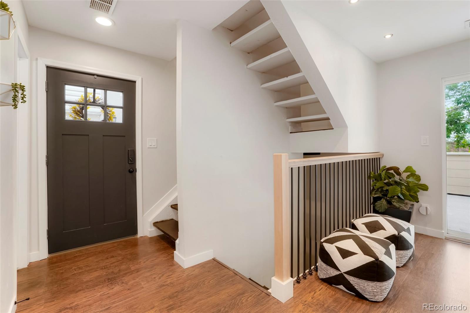 MLS Image #4 for 2304 s troy street,aurora, Colorado