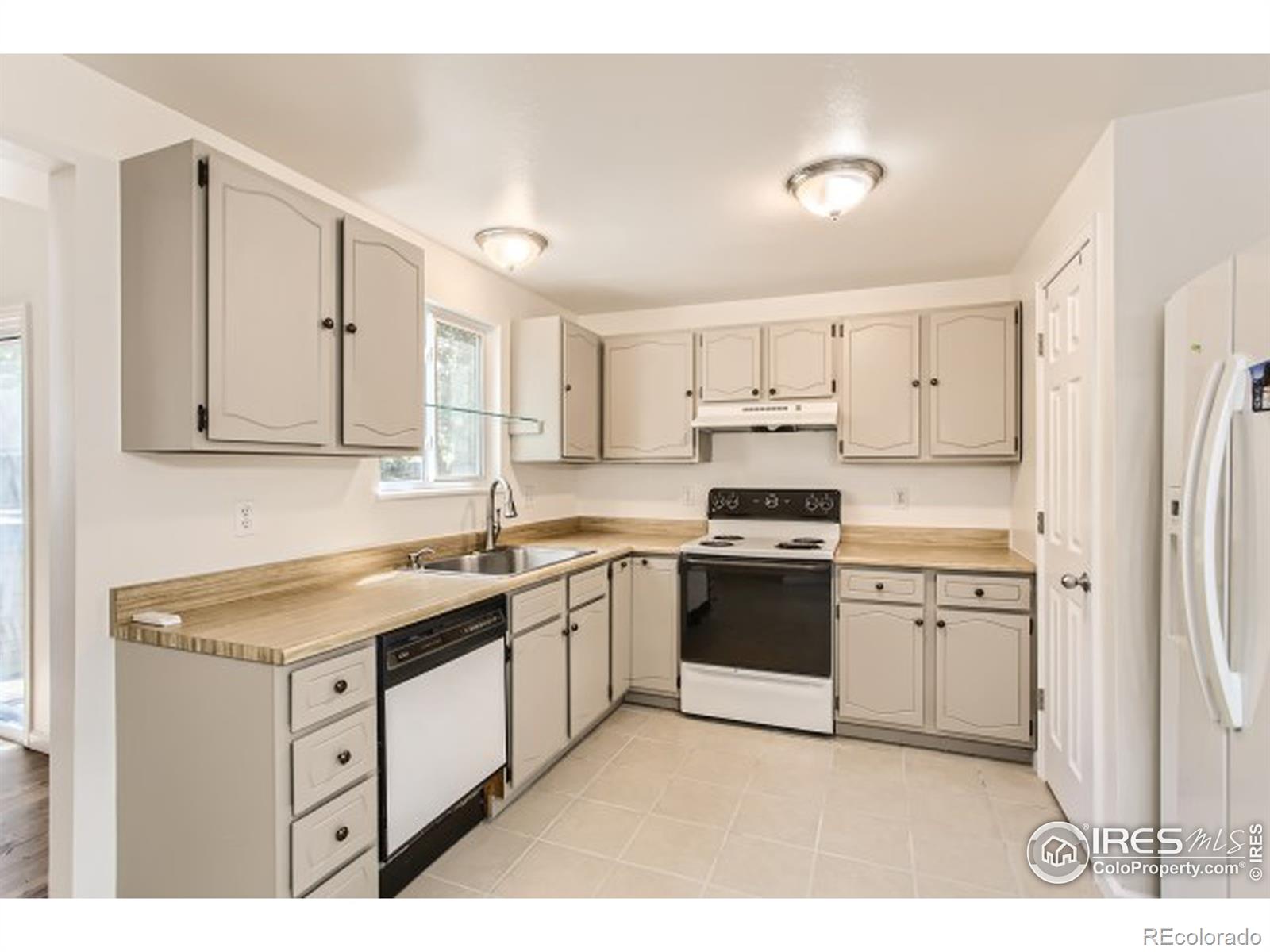 MLS Image #5 for 1239  meadow street,longmont, Colorado