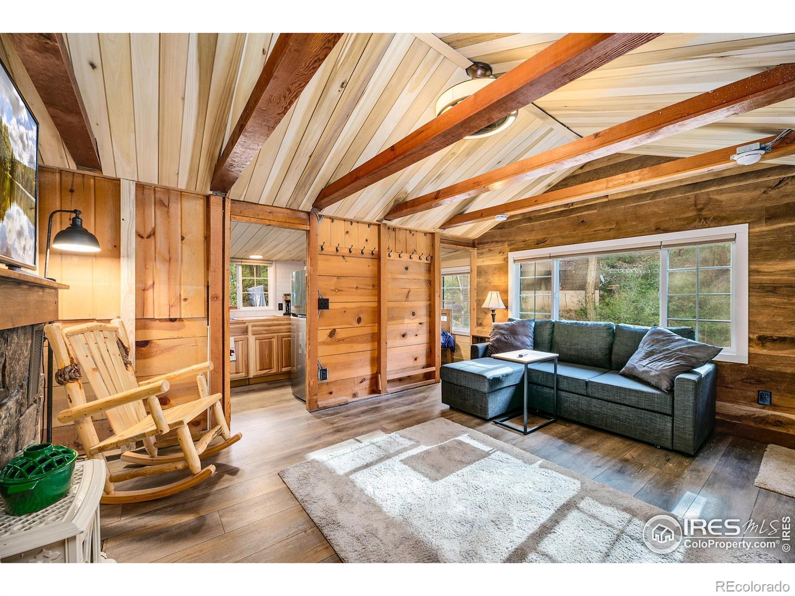 CMA Image for 279 N Fork Road,Glen Haven, Colorado