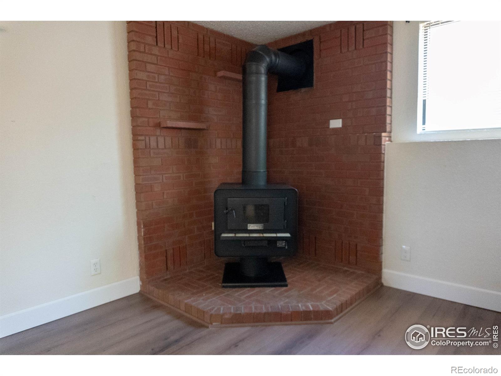 MLS Image #11 for 312  21st ave ct,greeley, Colorado