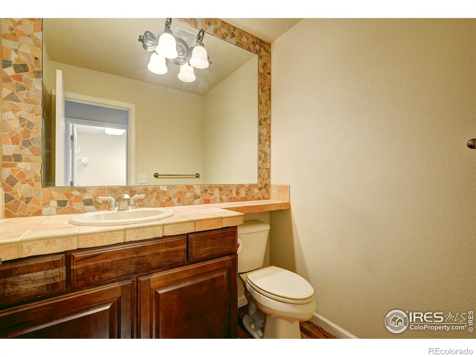 MLS Image #11 for 103 n 54th avenue,greeley, Colorado