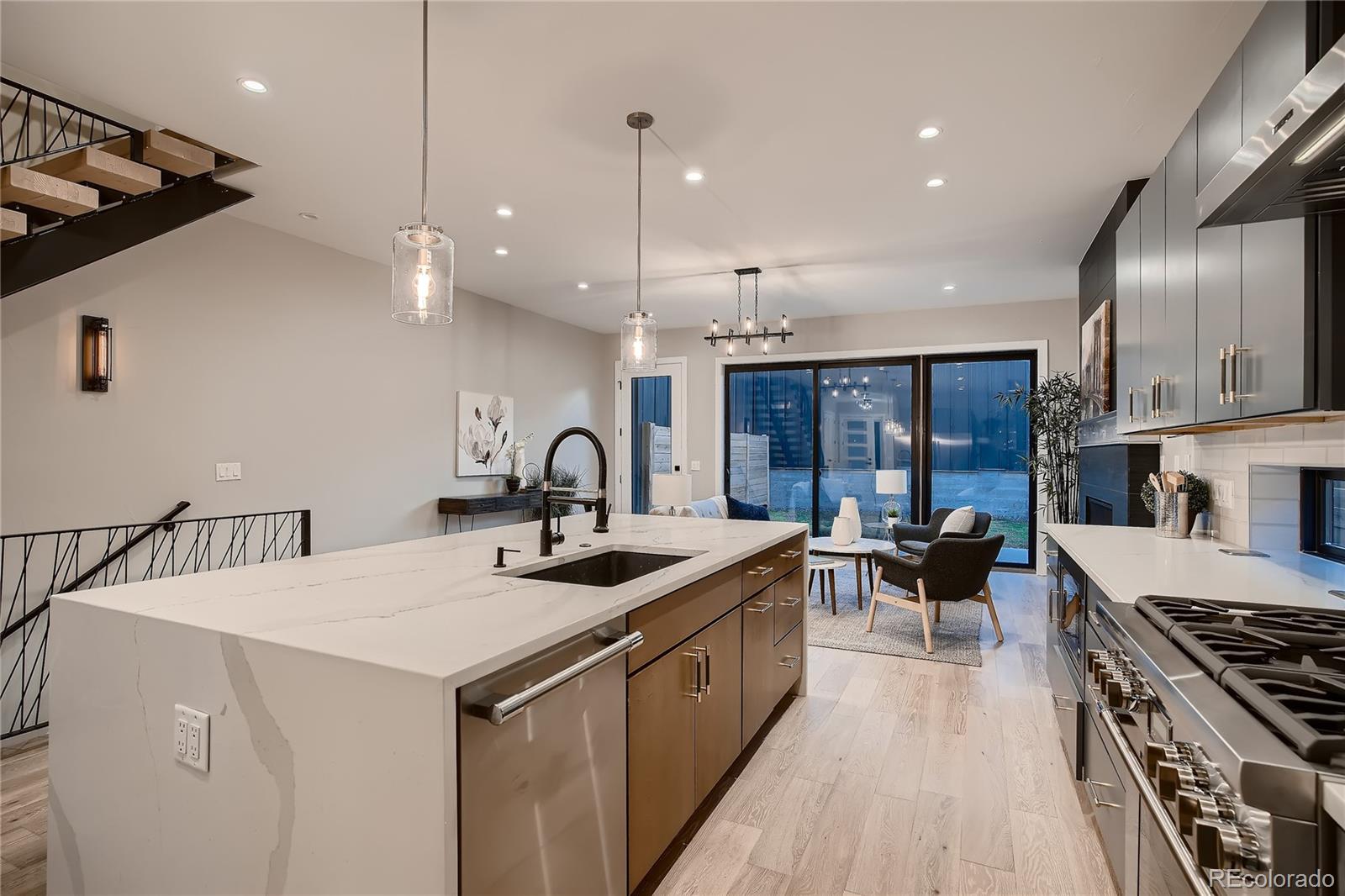 MLS Image #10 for 3949  lipan street,denver, Colorado