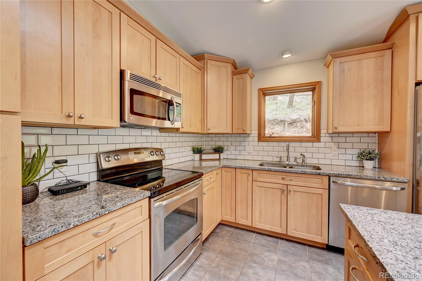 MLS Image #10 for 14557 s elk creek road,pine, Colorado