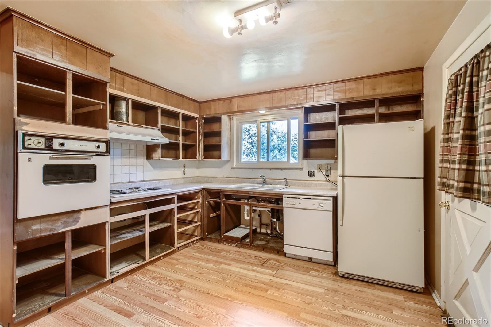 MLS Image #3 for 1256 s dover way,lakewood, Colorado