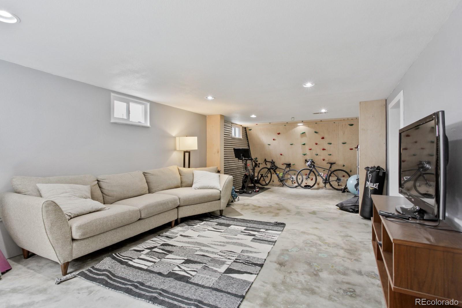 MLS Image #13 for 4820 s lincoln street,englewood, Colorado