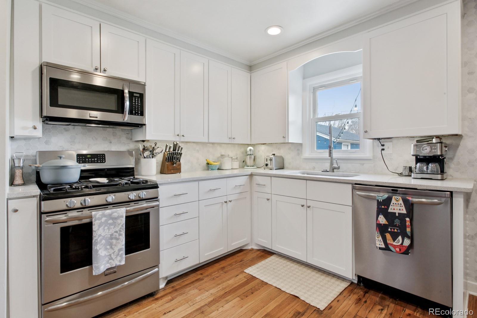 MLS Image #6 for 4820 s lincoln street,englewood, Colorado