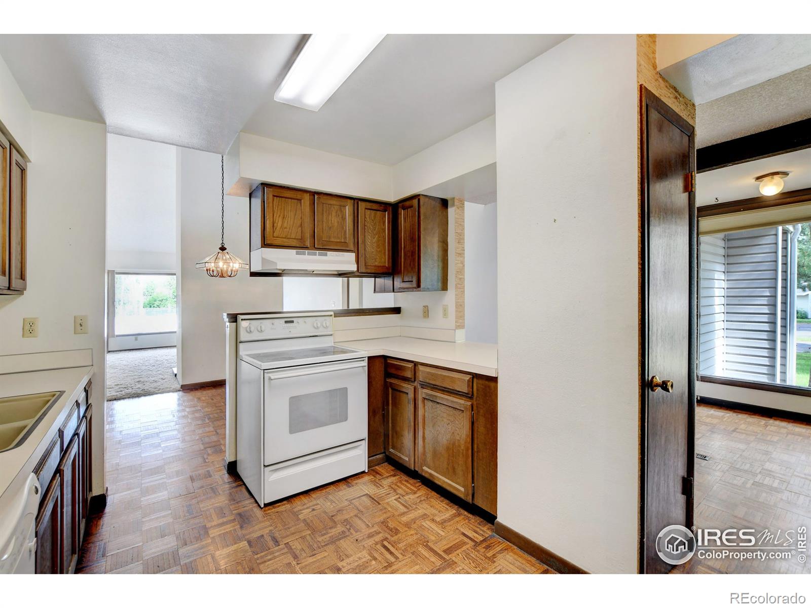 MLS Image #3 for 1925  28th avenue,greeley, Colorado