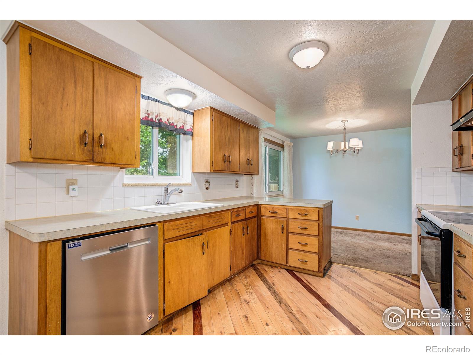 MLS Image #6 for 925  franklin avenue,berthoud, Colorado