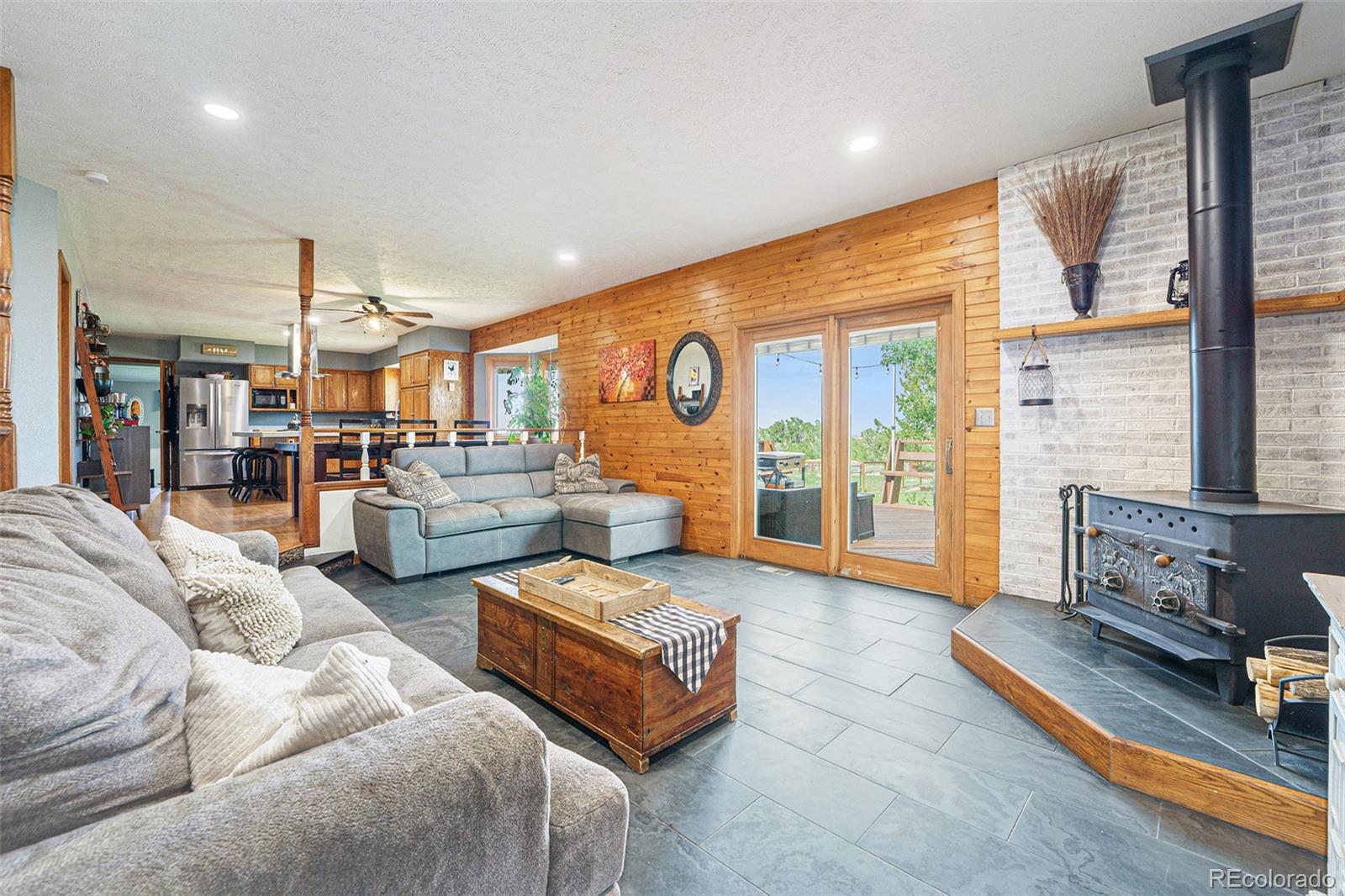 MLS Image #4 for 59946 e commanche way,strasburg, Colorado
