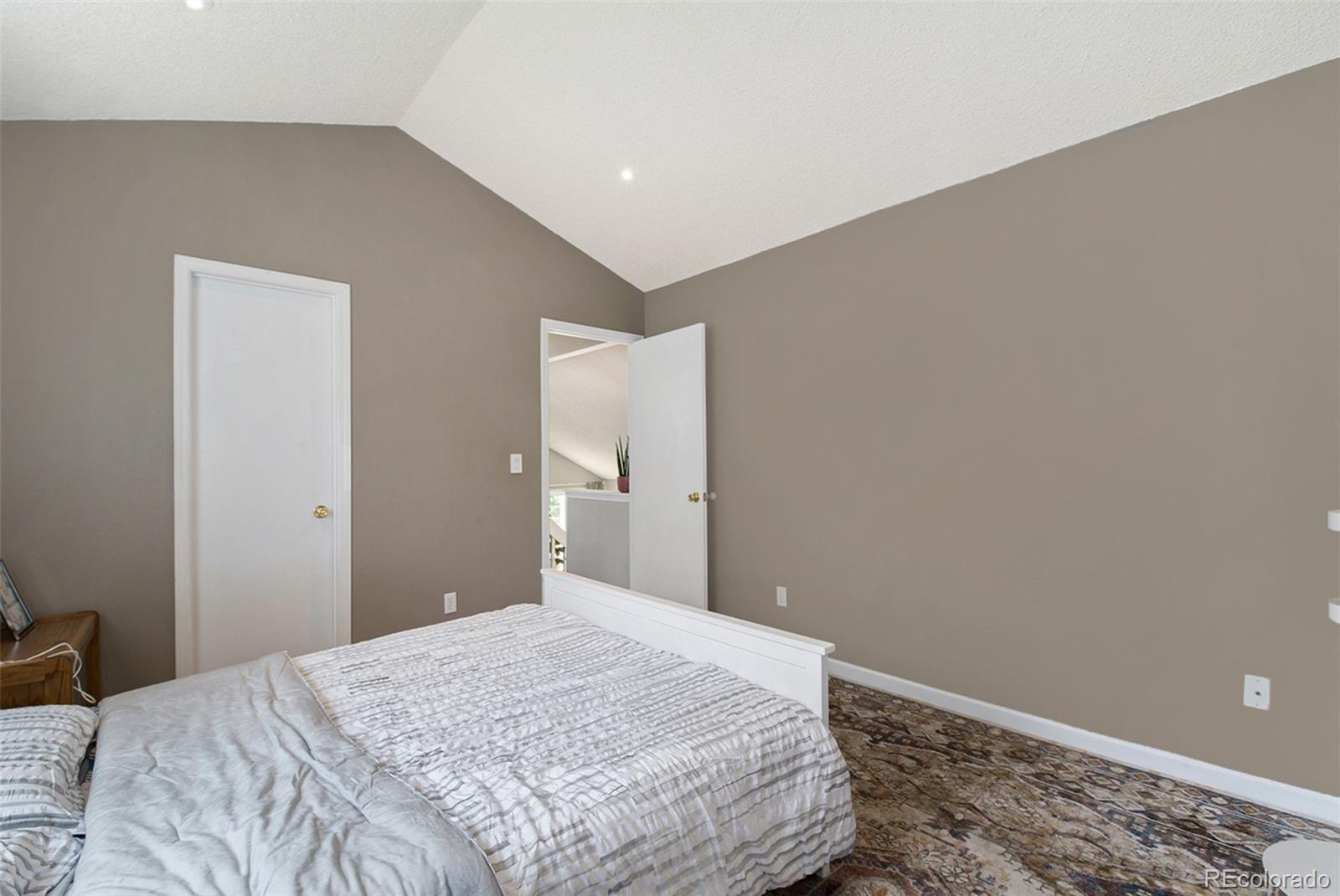 MLS Image #19 for 12810 e wyoming circle,aurora, Colorado