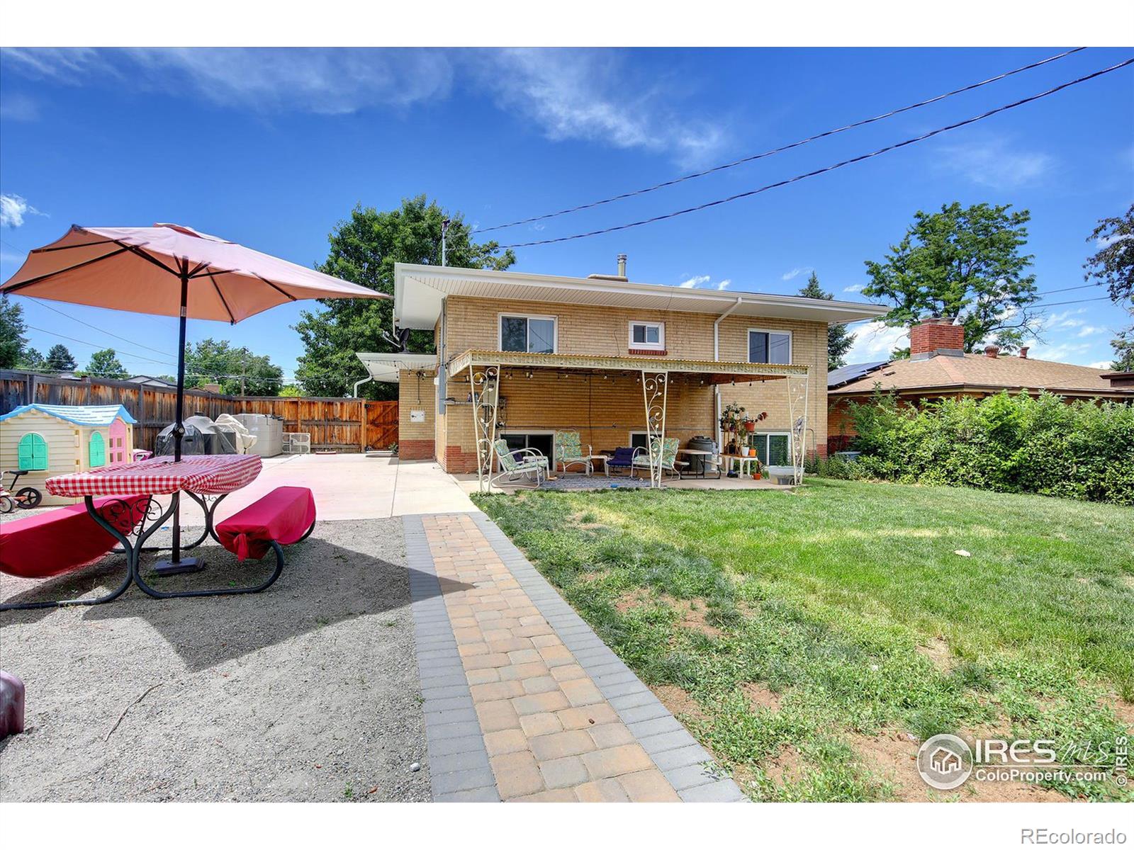 MLS Image #26 for 3390 s dexter street,denver, Colorado