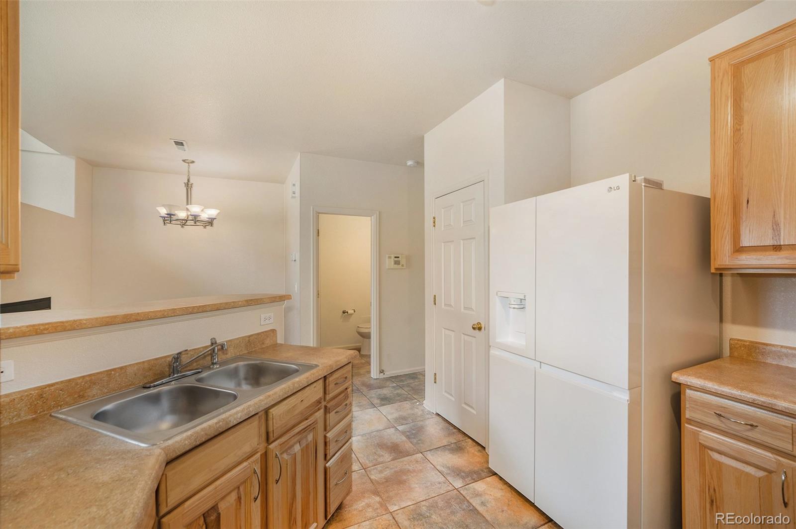 MLS Image #10 for 12704  jasmine street,thornton, Colorado