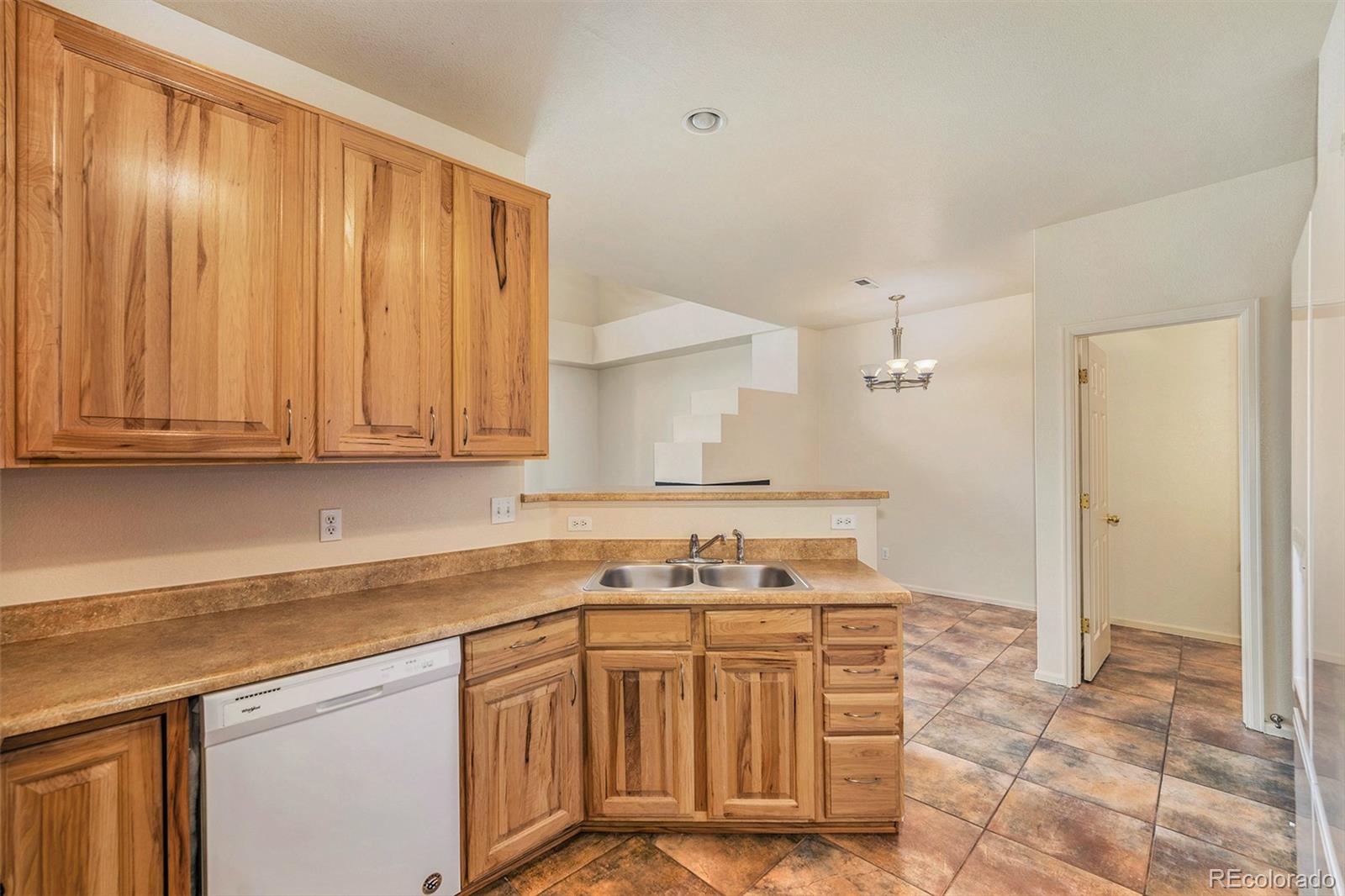 MLS Image #9 for 12704  jasmine street,thornton, Colorado