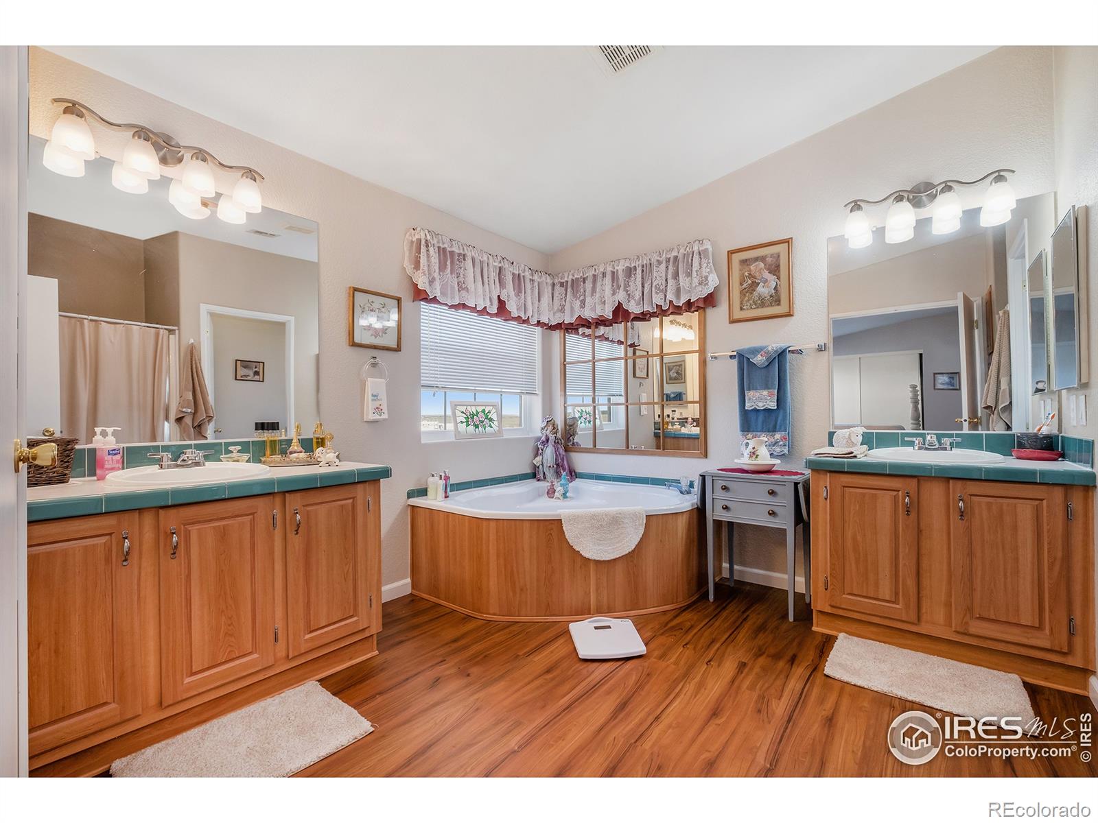 MLS Image #19 for 31802  county road 78 ,galeton, Colorado