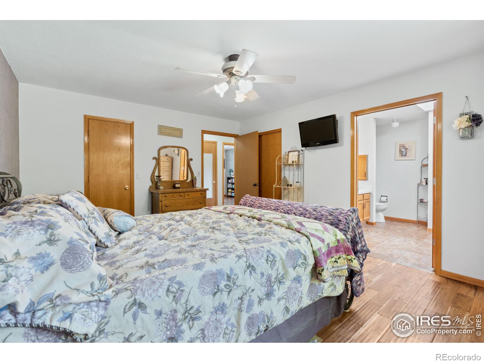 MLS Image #12 for 2629 e redbud drive,loveland, Colorado