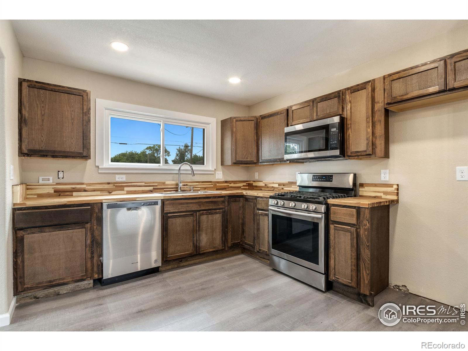 MLS Image #5 for 118 n 25th avenue,greeley, Colorado