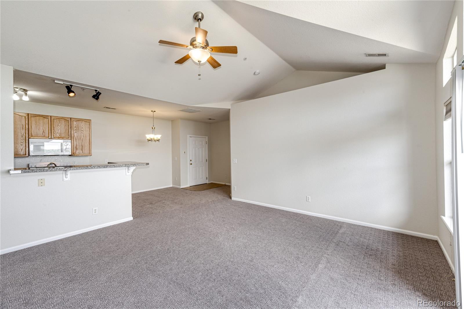 MLS Image #14 for 14323 e 1st drive,aurora, Colorado