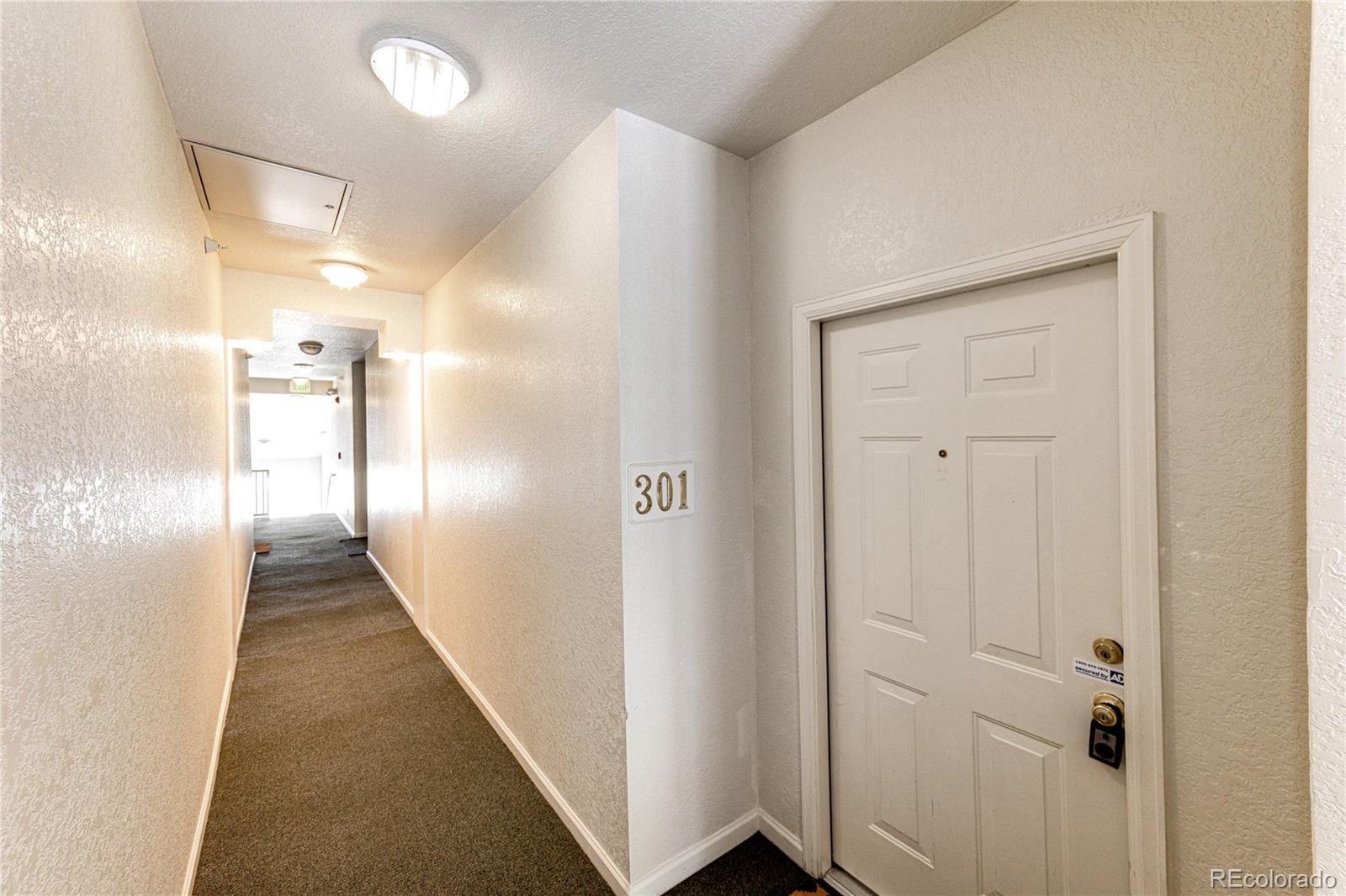 MLS Image #3 for 14323 e 1st drive,aurora, Colorado