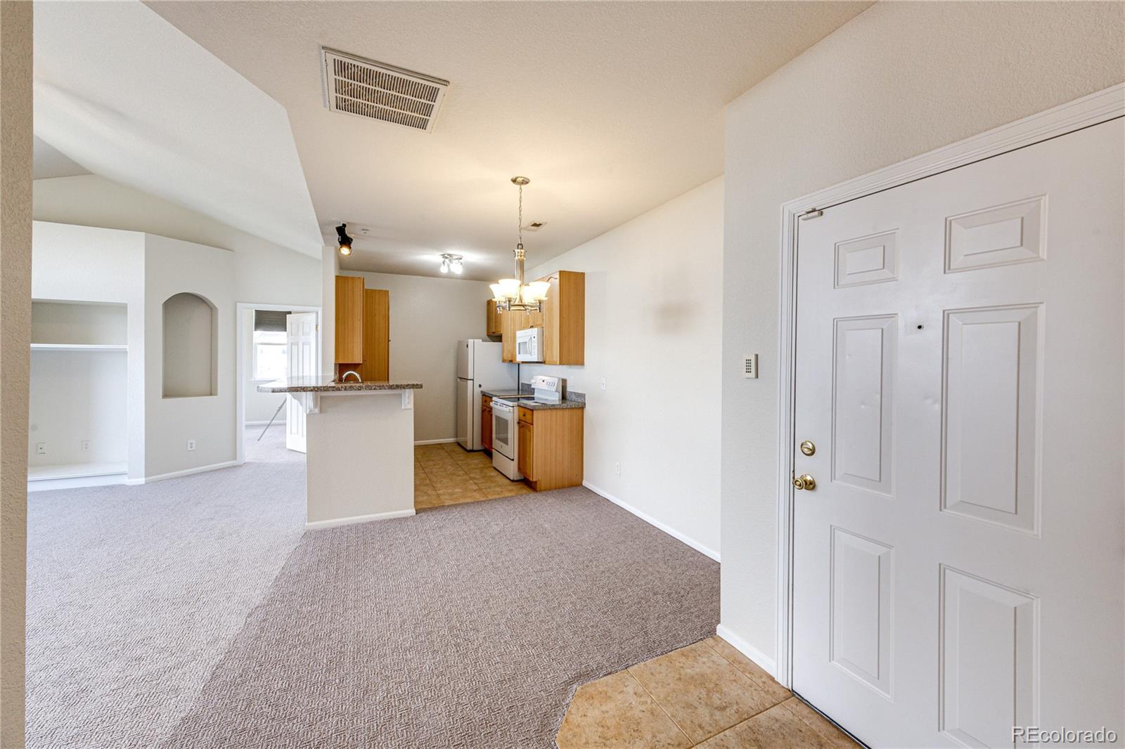 MLS Image #4 for 14323 e 1st drive,aurora, Colorado