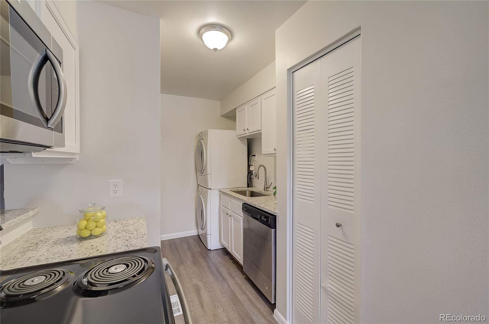 MLS Image #7 for 3351 s field street,lakewood, Colorado