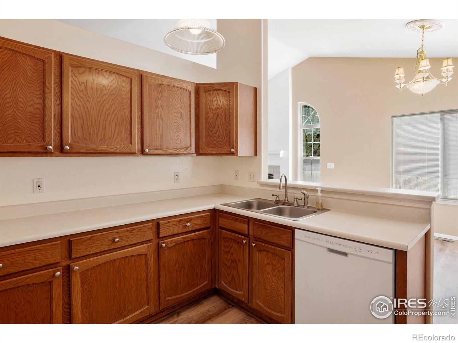 MLS Image #14 for 5135 s malaya way,centennial, Colorado