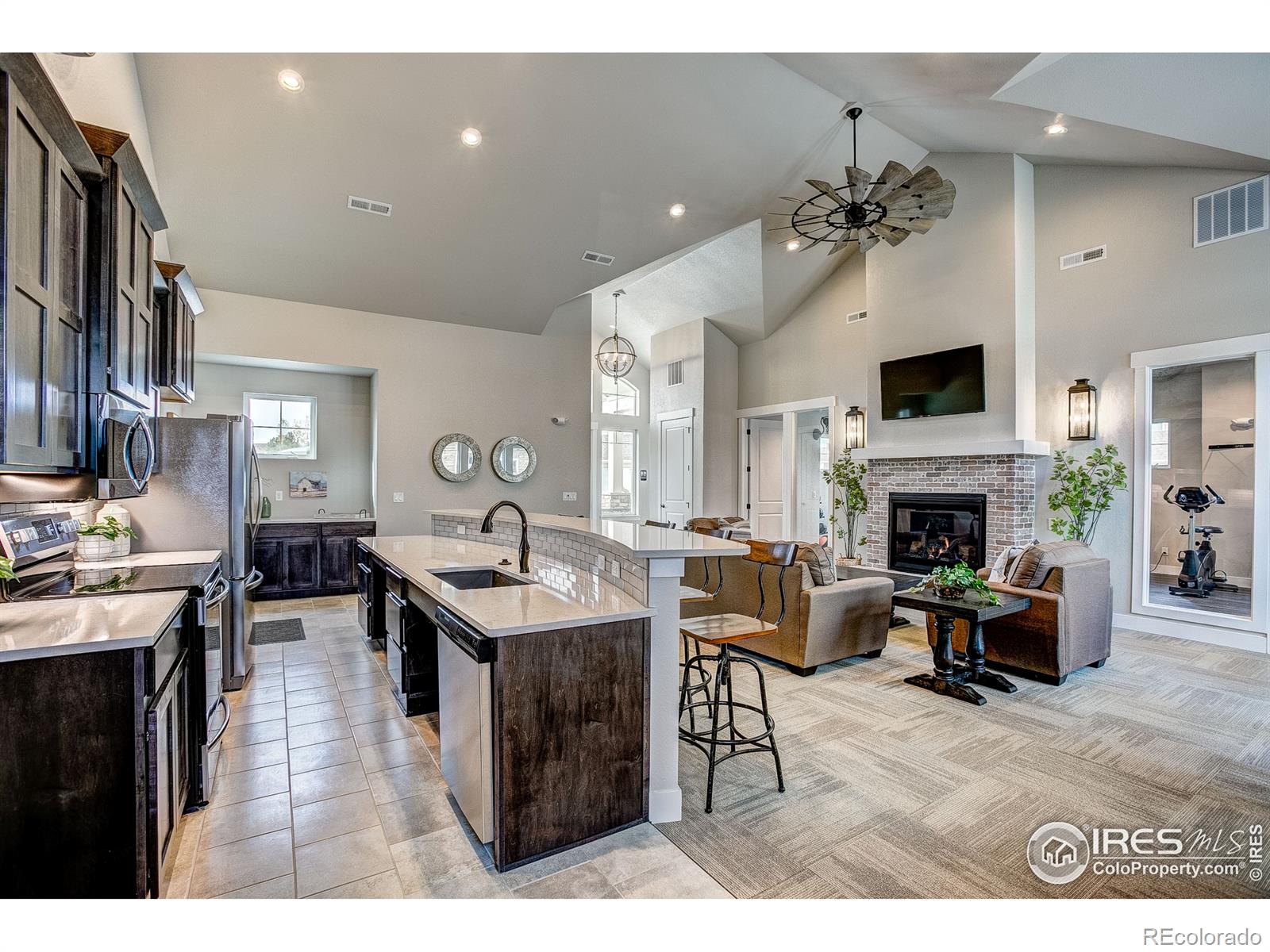 MLS Image #27 for 4780  hahns peak drive,loveland, Colorado