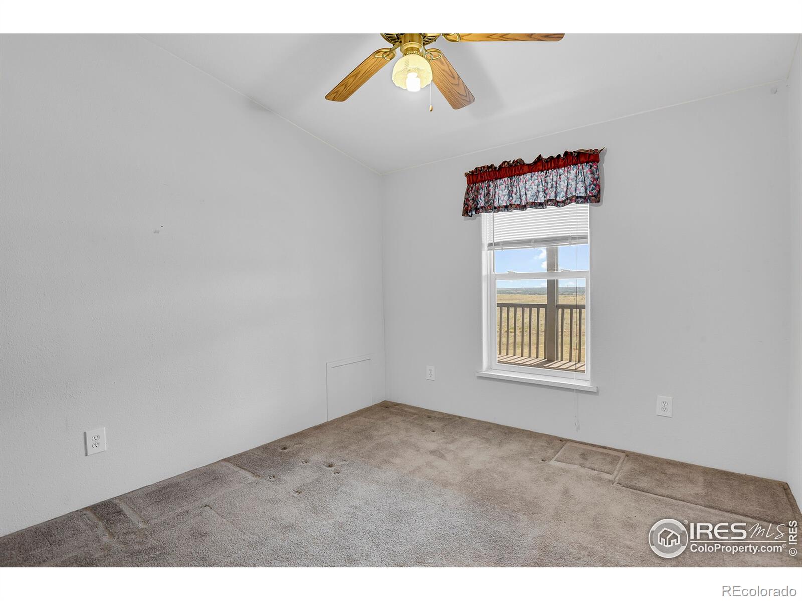 MLS Image #14 for 15250  kingston court,brighton, Colorado