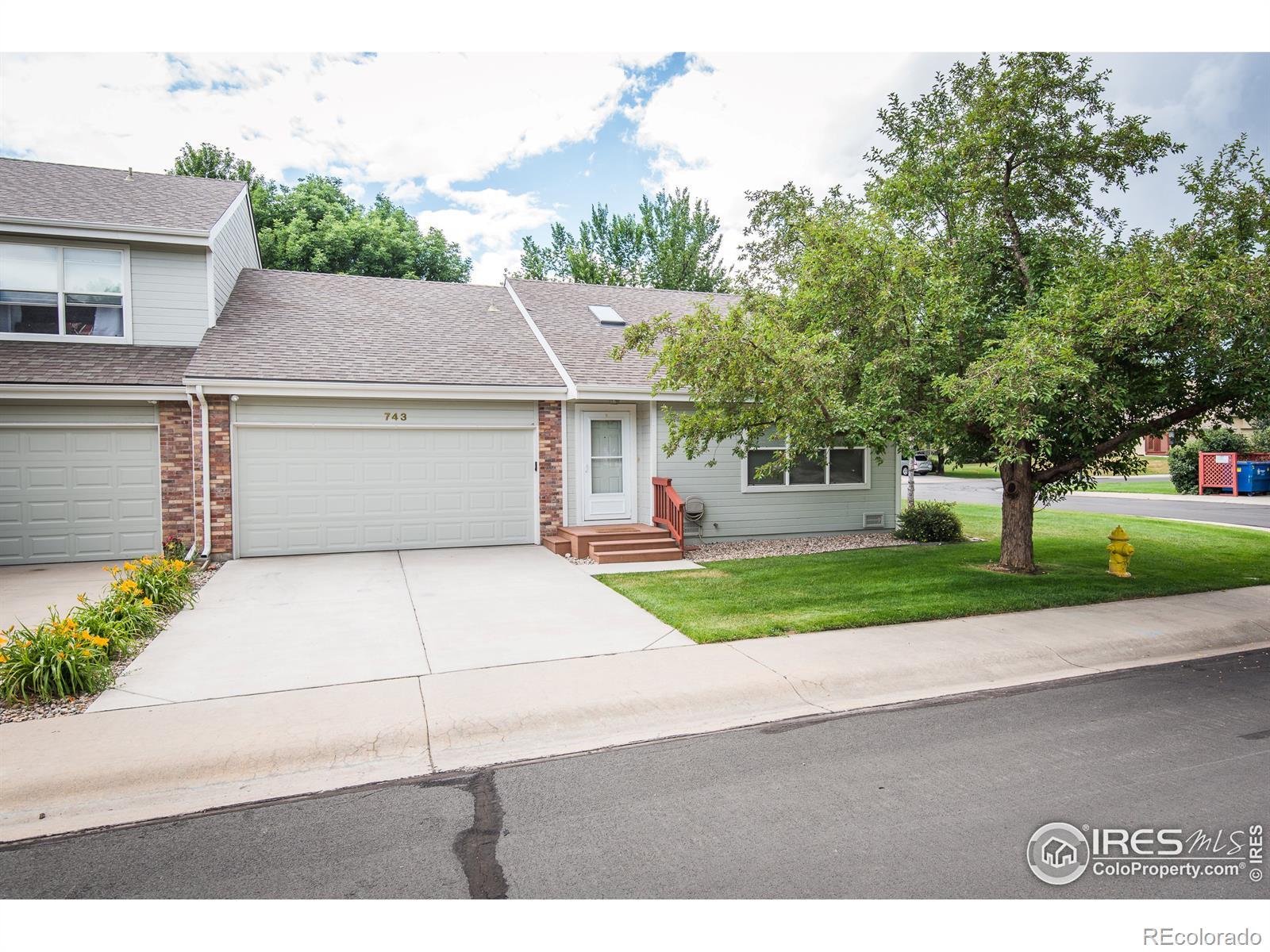 MLS Image #2 for 743  shadowmere court,fort collins, Colorado