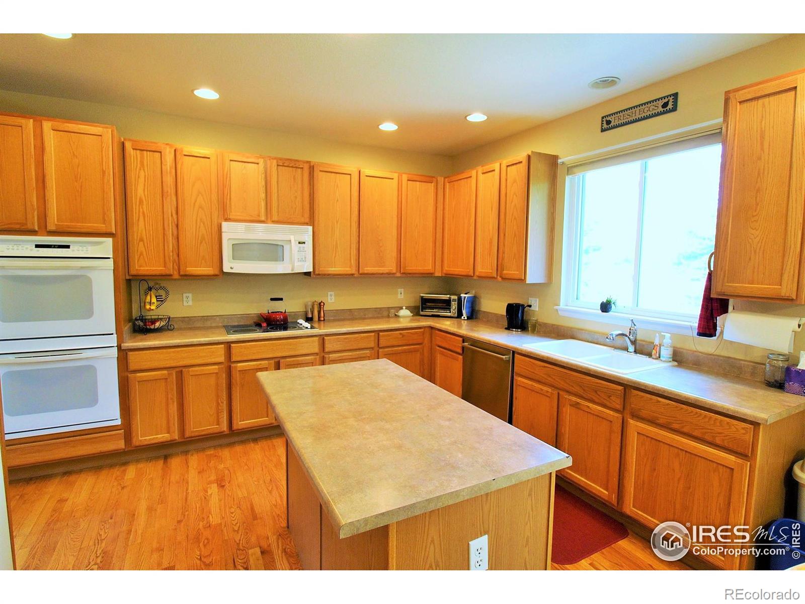 MLS Image #6 for 2082  madison drive,erie, Colorado