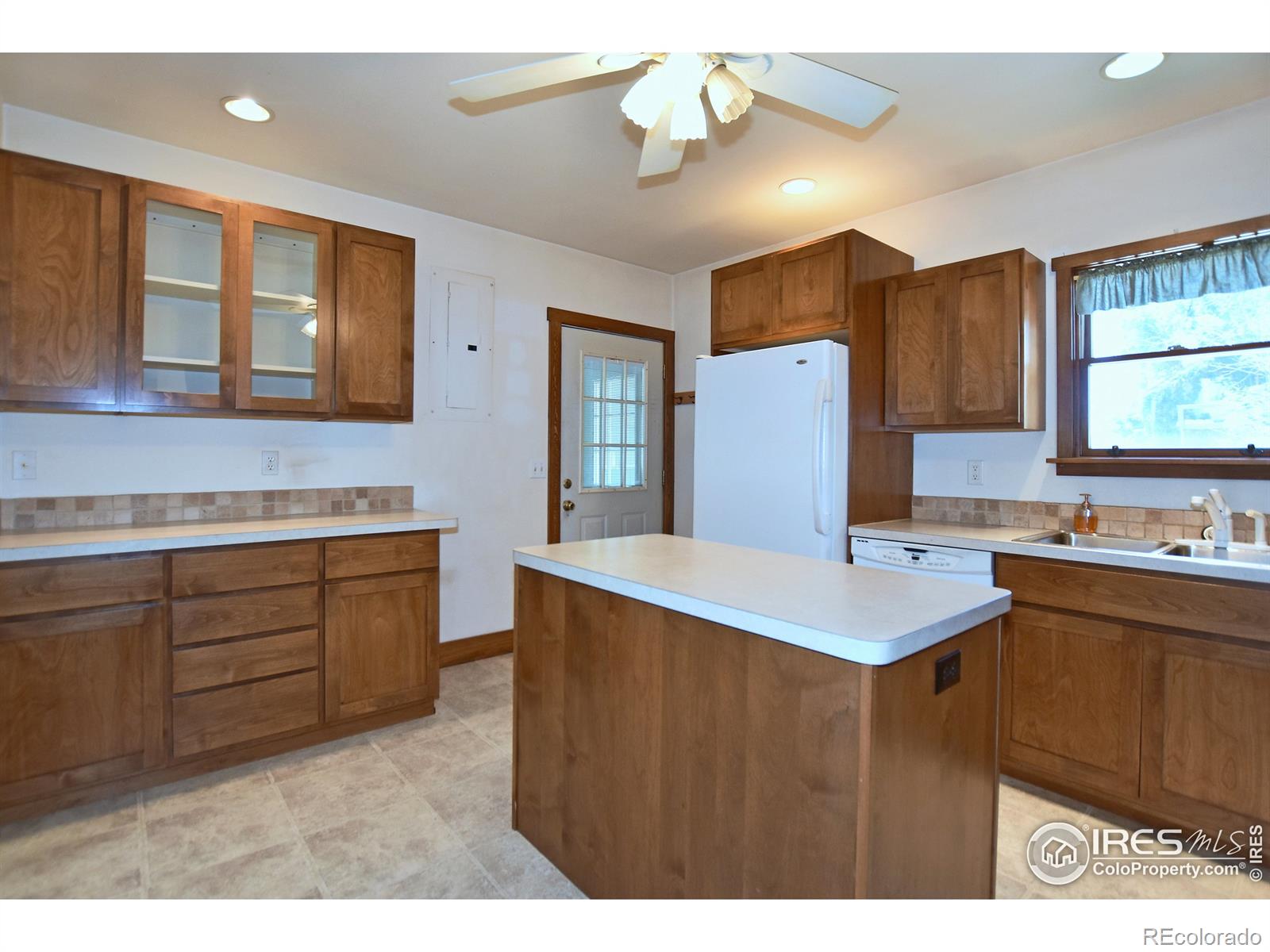 MLS Image #13 for 2035 w mulberry street,fort collins, Colorado