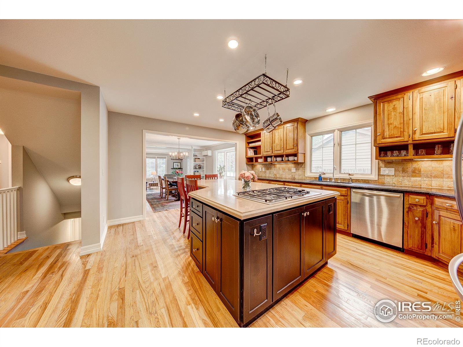 MLS Image #10 for 921  chippewa court,fort collins, Colorado