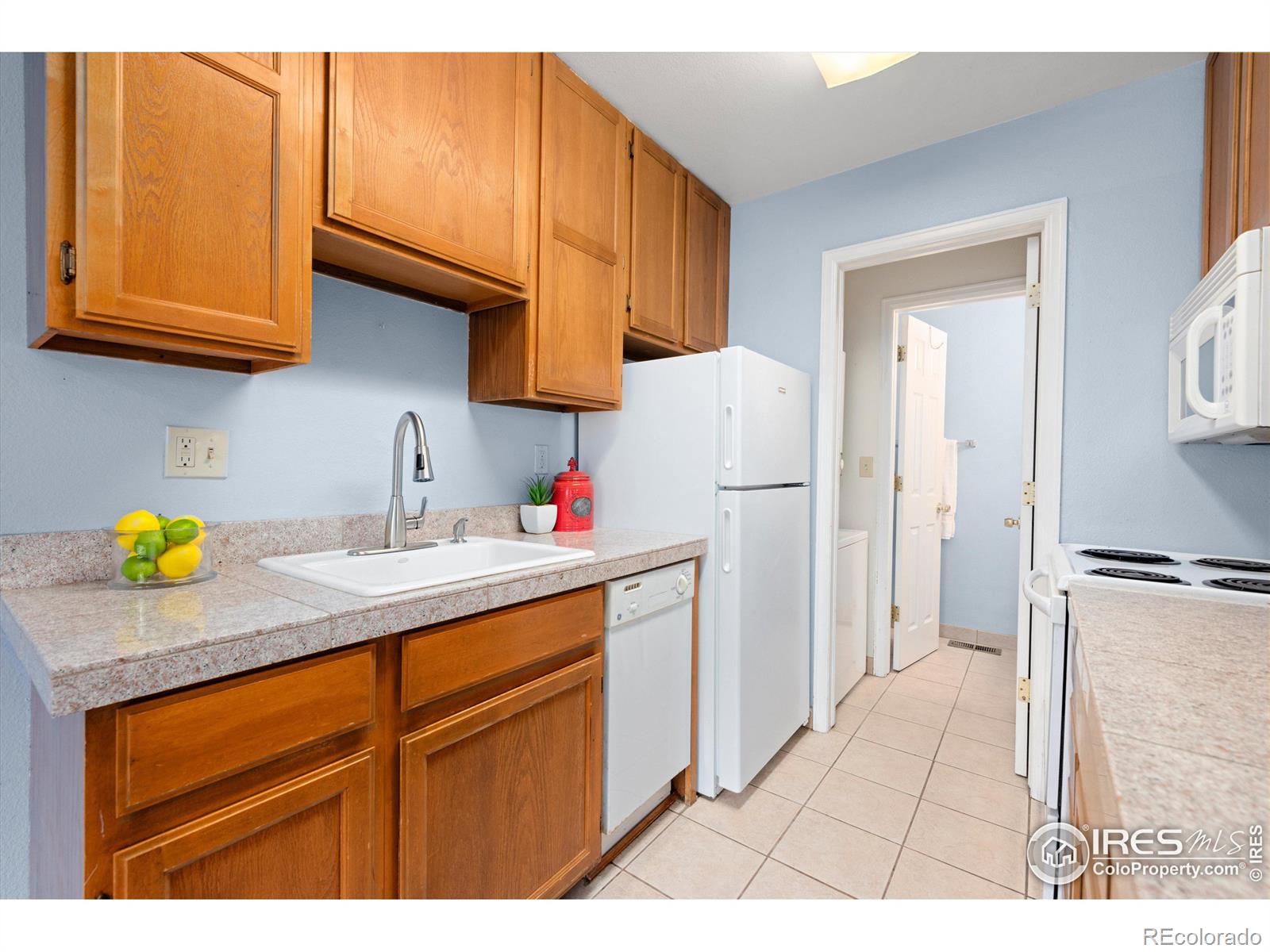 MLS Image #8 for 1301  baker street,longmont, Colorado