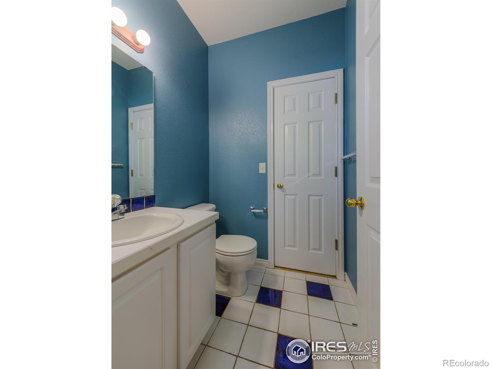 MLS Image #7 for 818 s terry street,longmont, Colorado