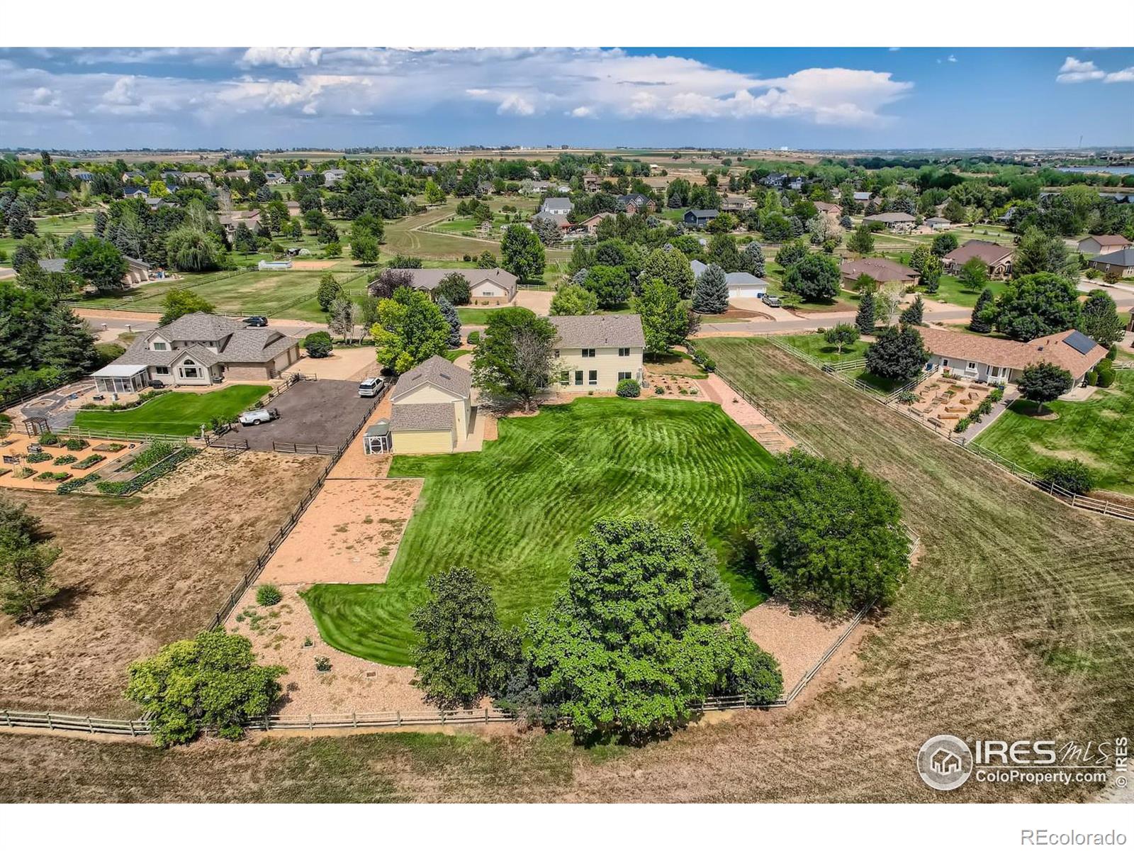 MLS Image #38 for 2010  blue mountain road,longmont, Colorado