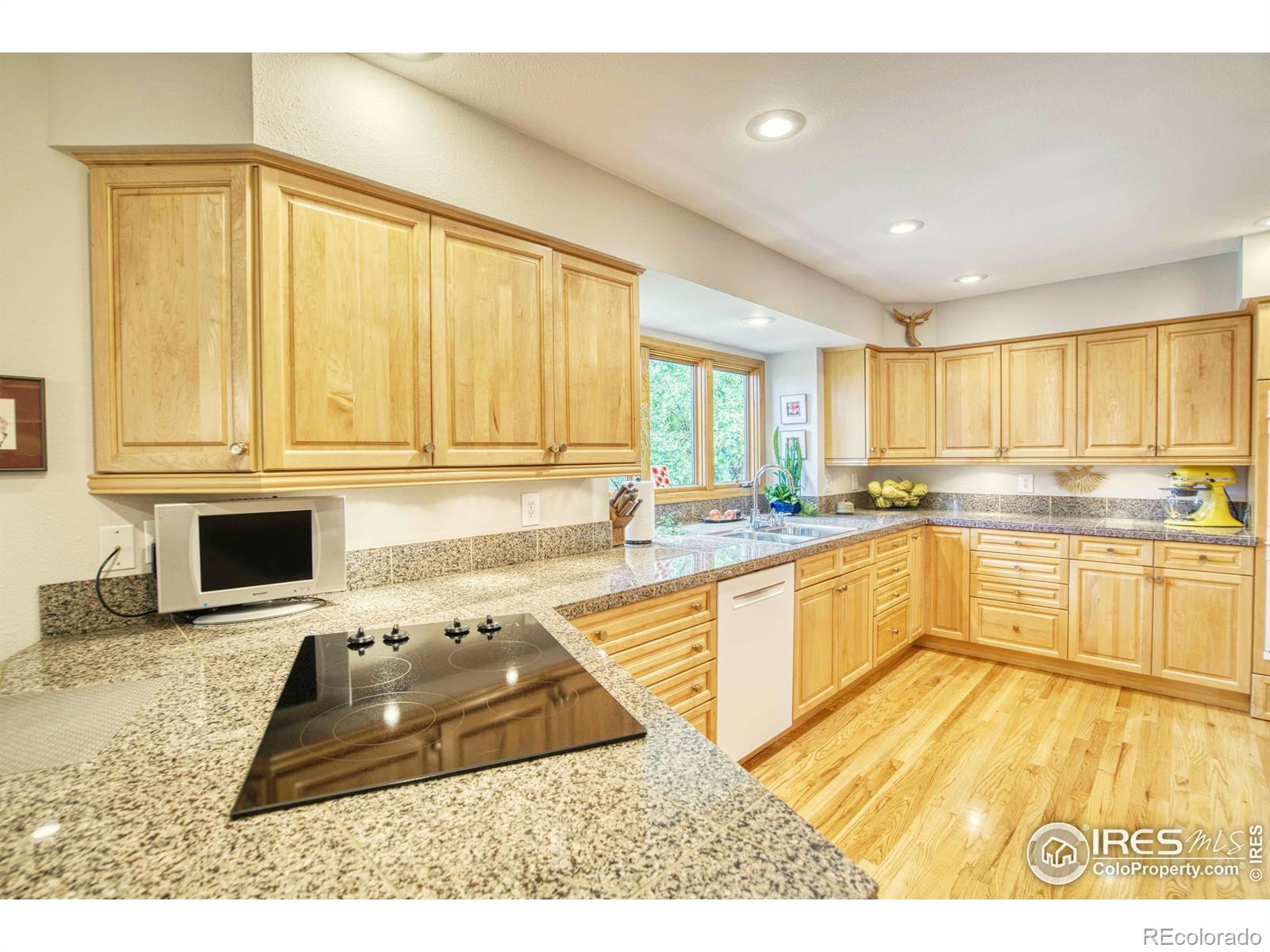 MLS Image #10 for 2158  rockspray court,longmont, Colorado