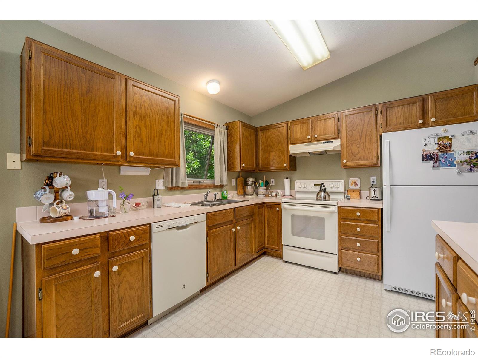 MLS Image #8 for 537  redwood circle,berthoud, Colorado