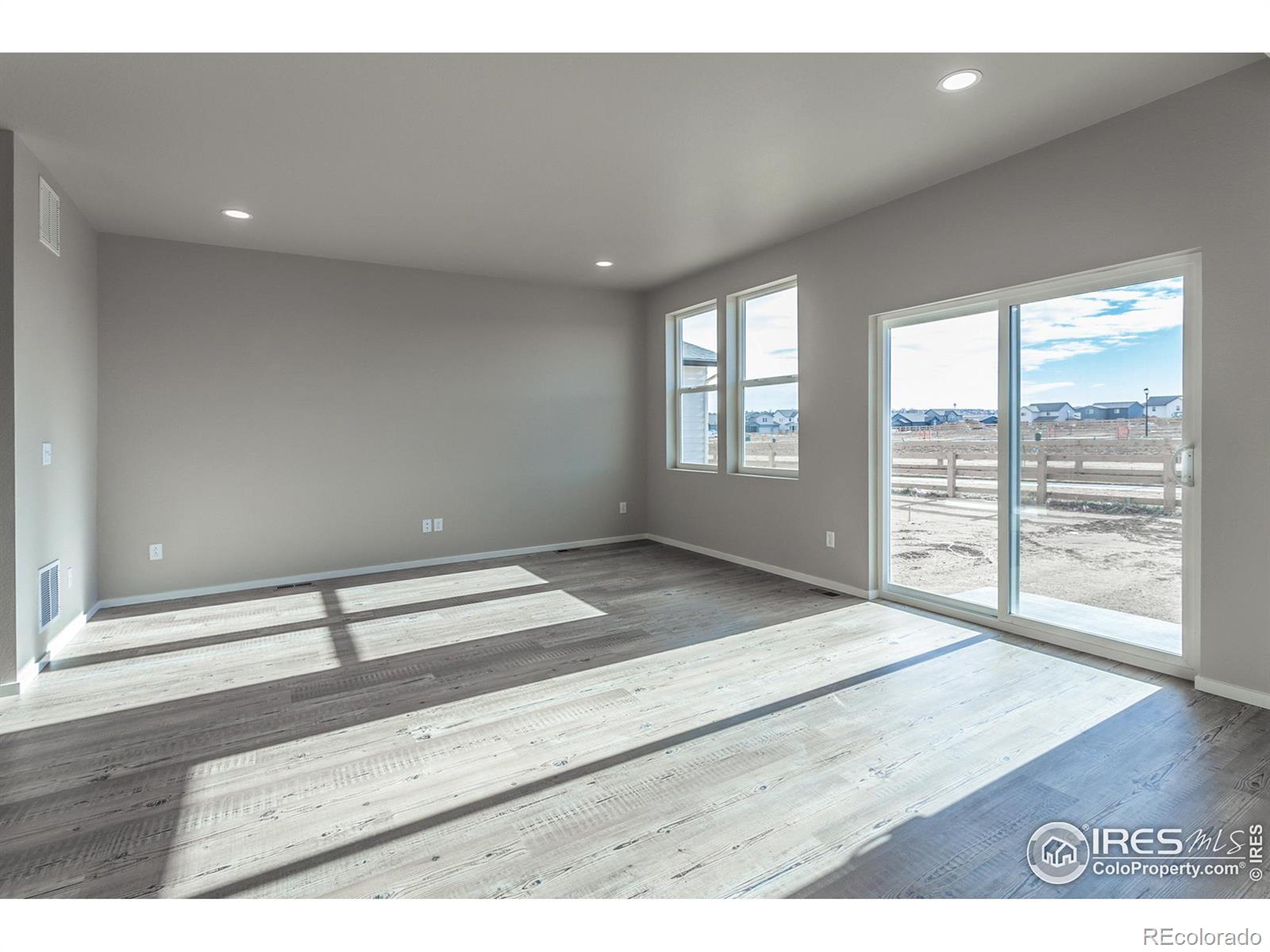 MLS Image #6 for 6634  4th st rd,greeley, Colorado