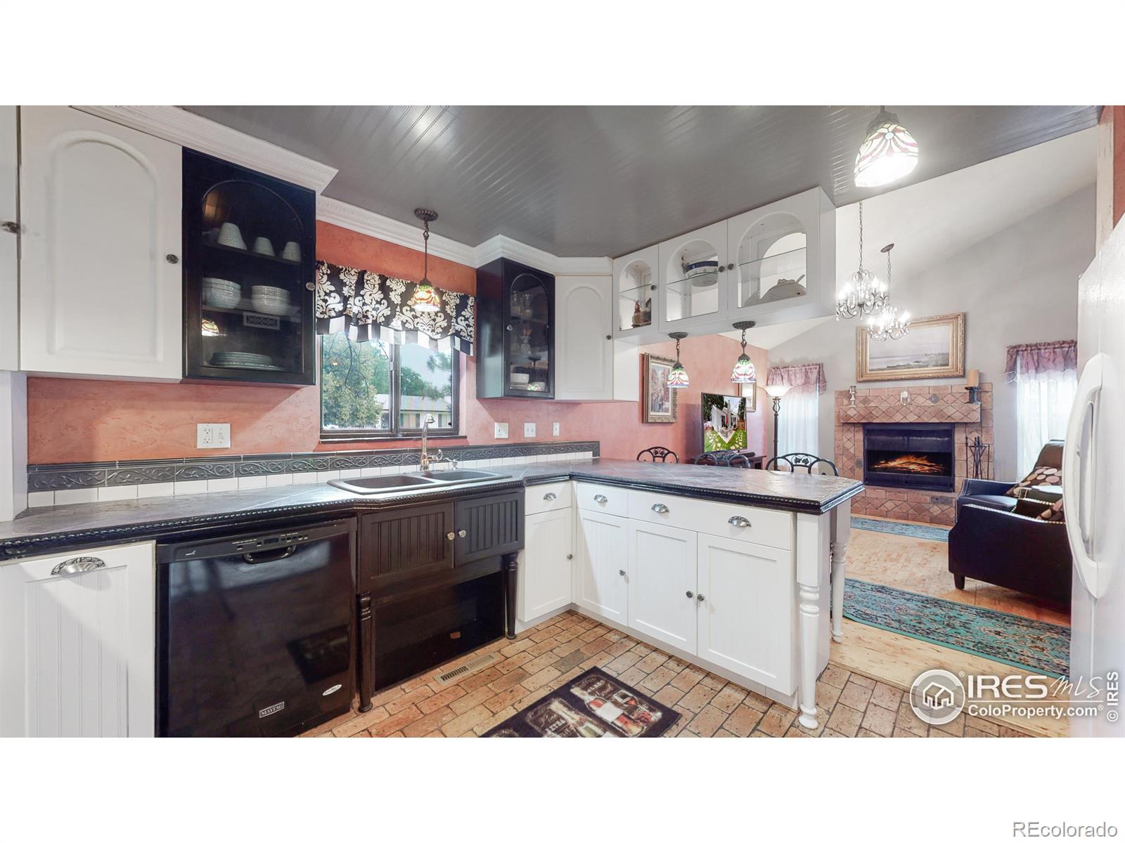 MLS Image #13 for 1956  29th avenue,greeley, Colorado