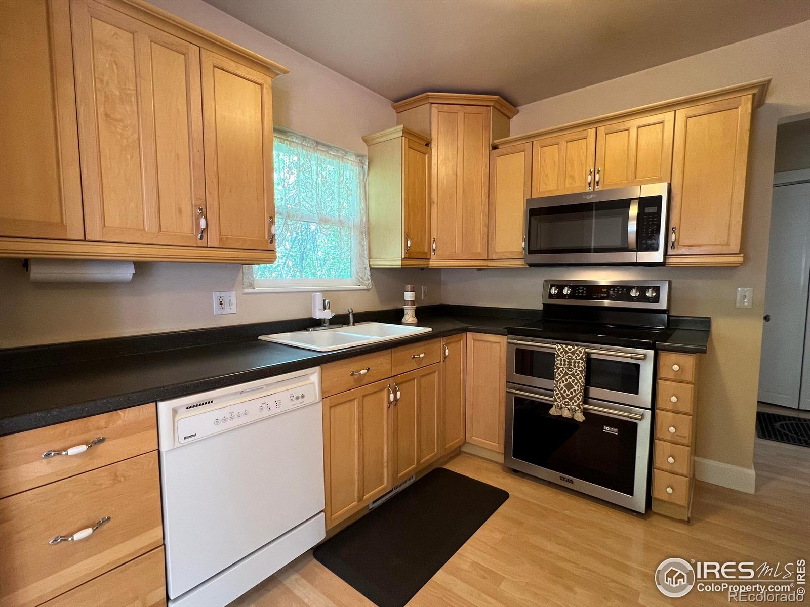 MLS Image #17 for 917 n washington avenue,loveland, Colorado