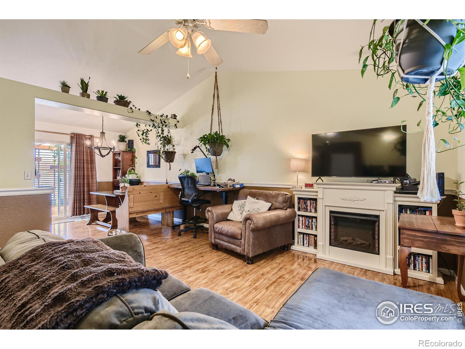 MLS Image #4 for 3755  mount meeker street,wellington, Colorado