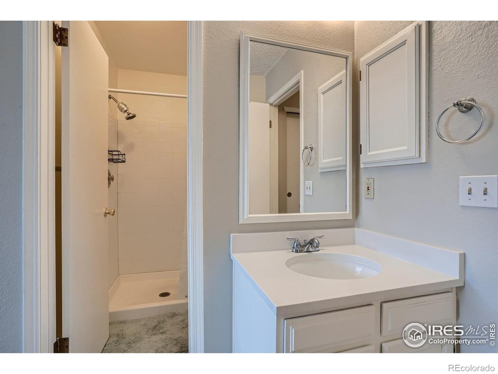 MLS Image #15 for 1699 s trenton street,denver, Colorado