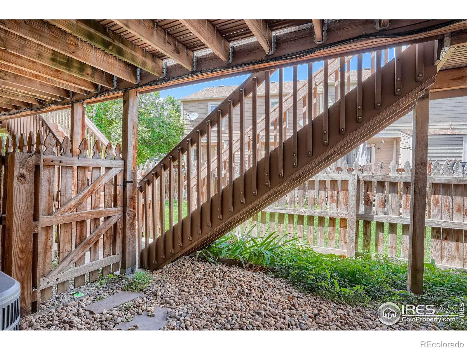 MLS Image #26 for 1699 s trenton street,denver, Colorado