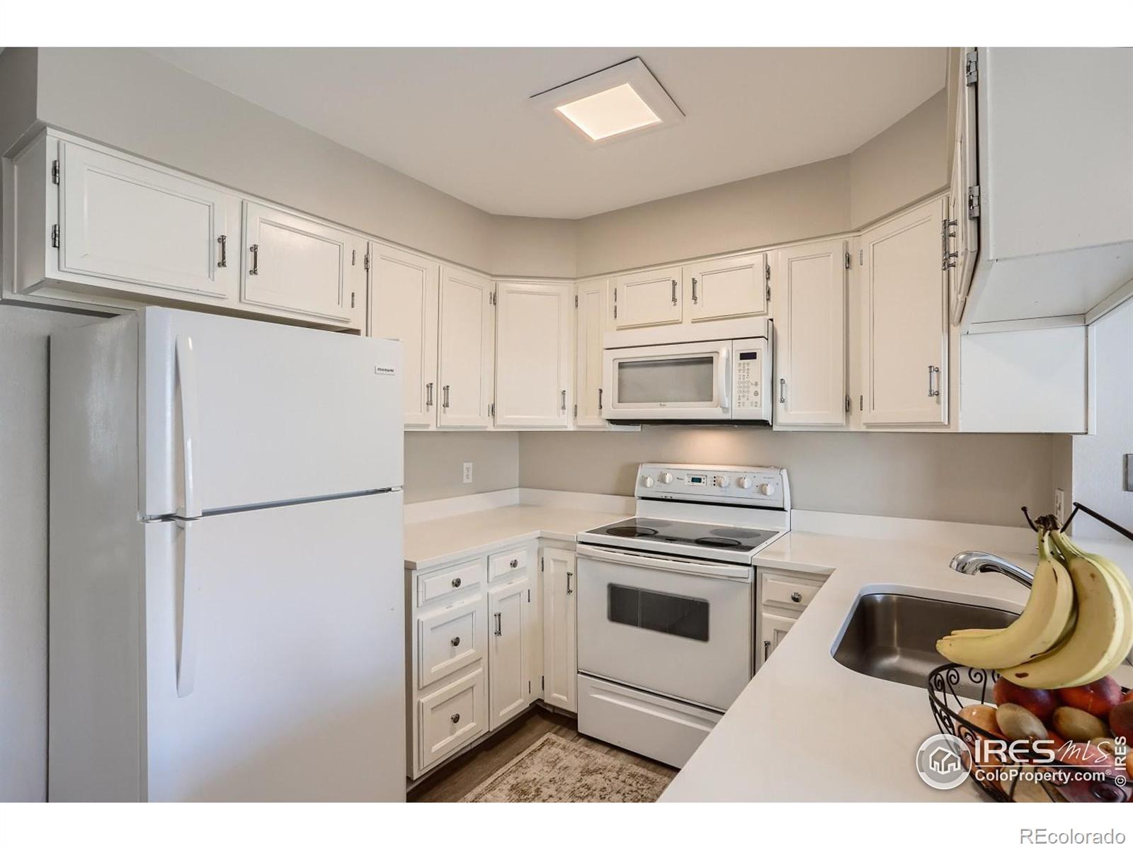MLS Image #7 for 1699 s trenton street,denver, Colorado